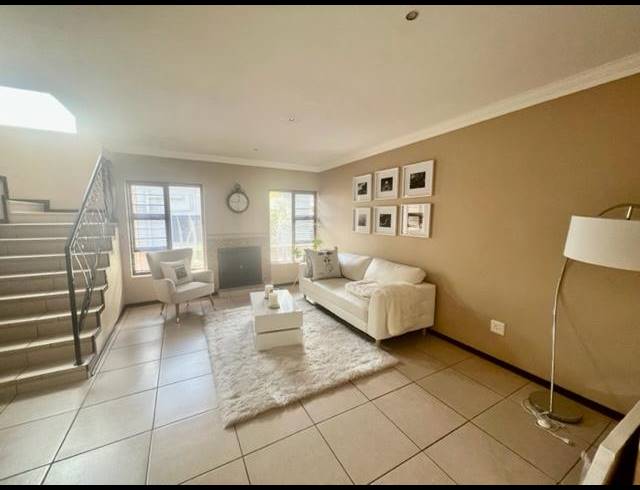 3 BEDROOM PROPERTY TO RENT IN RUIMSIG